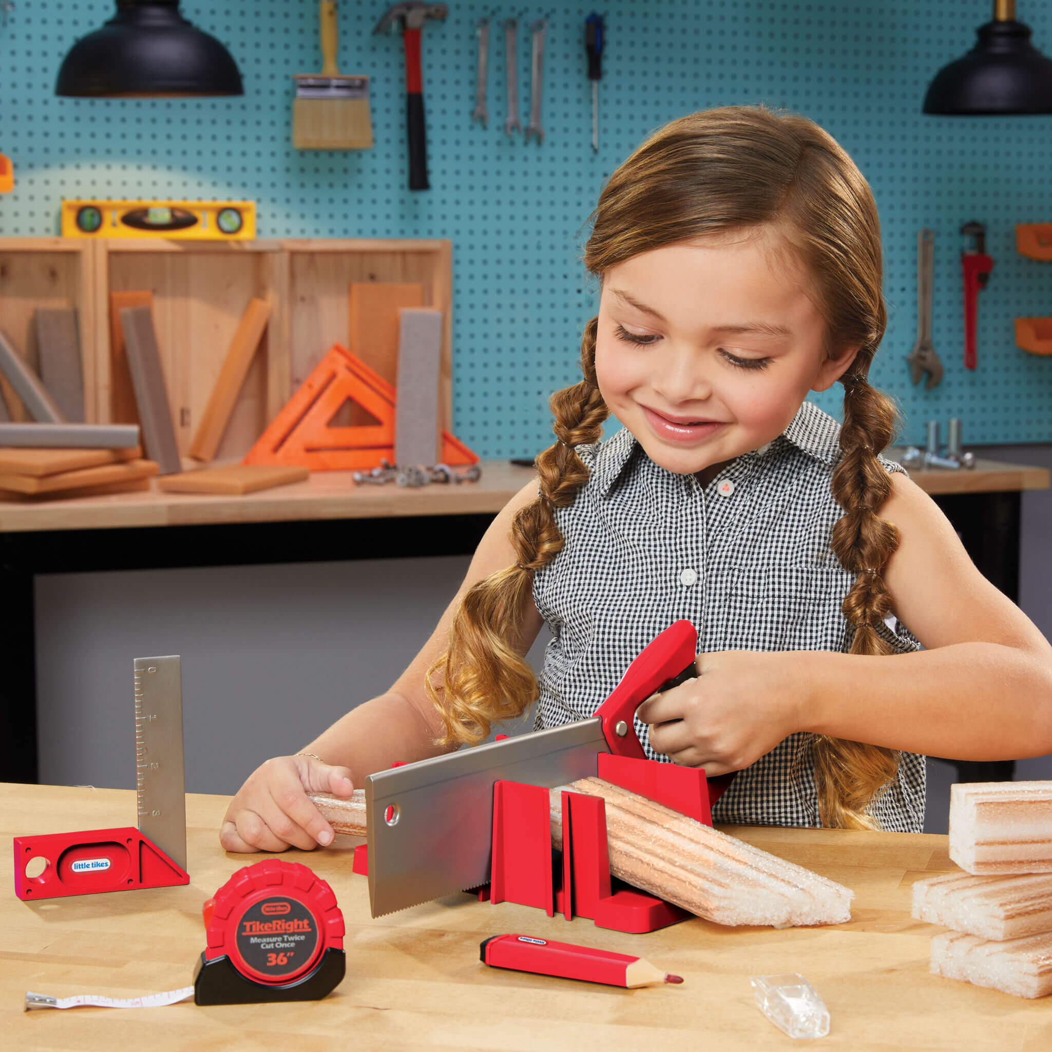 Creative Construction Measure and Cut Set - Kids Measuring and Pretend Cutting Workshop Set