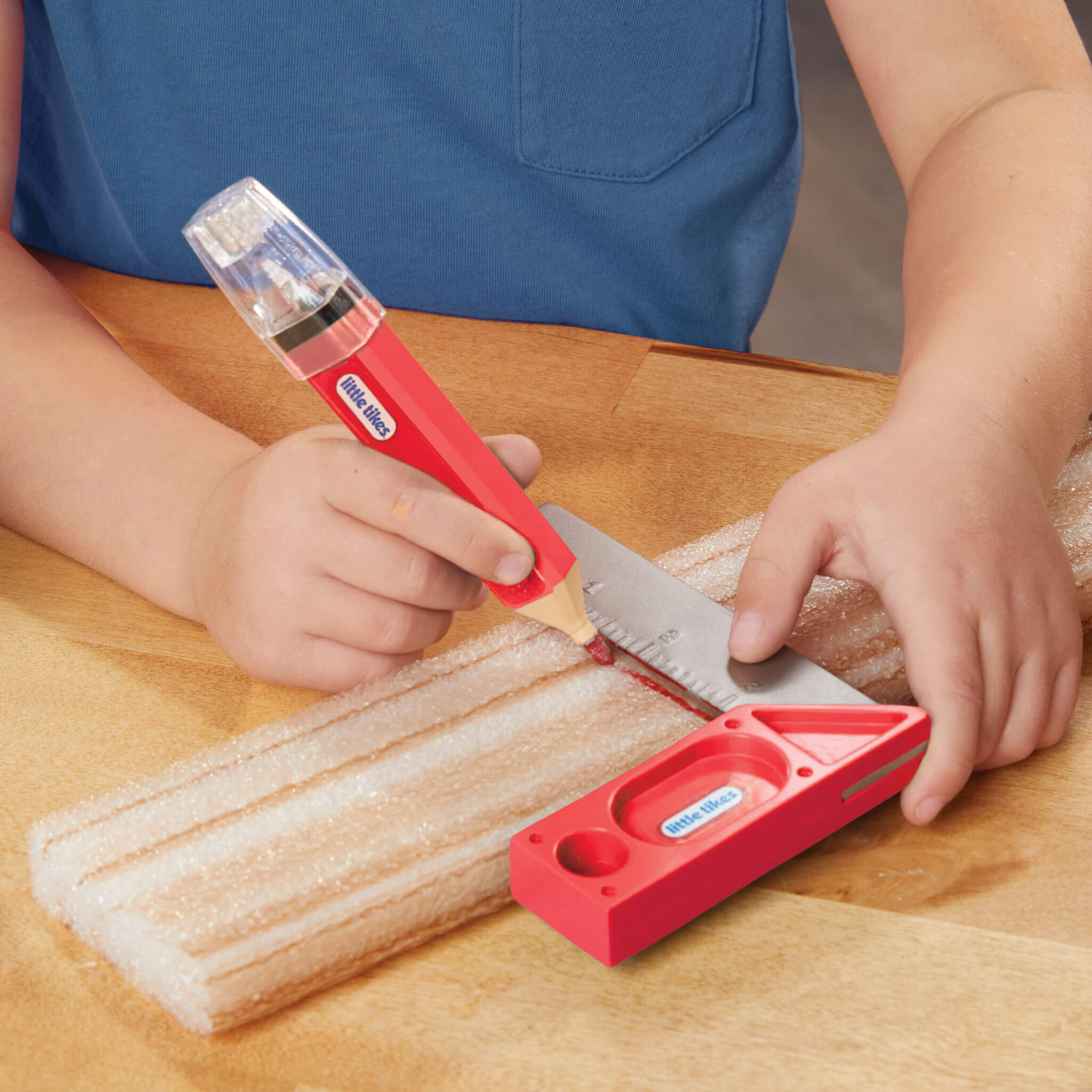 Creative Construction Measure and Cut Set - Kids Measuring and Pretend Cutting Workshop Set
